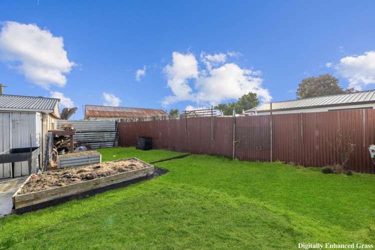 405 Breezes Road Aranui_15