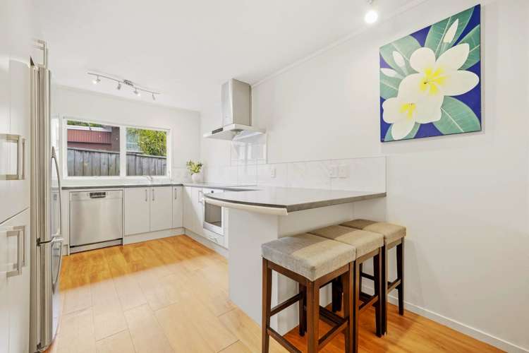 10 Montclair Rise Browns Bay_10