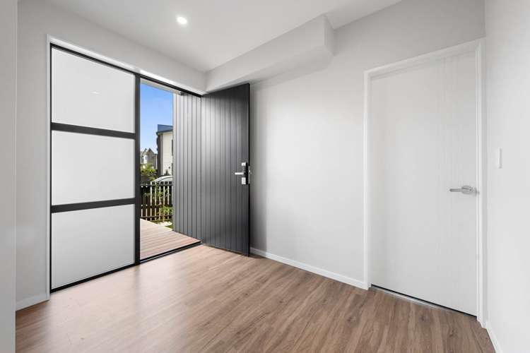 2 Mihi Lane Hobsonville_14