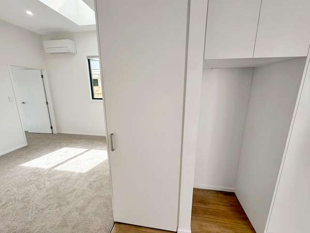 2/425 Hereford St Linwood_2