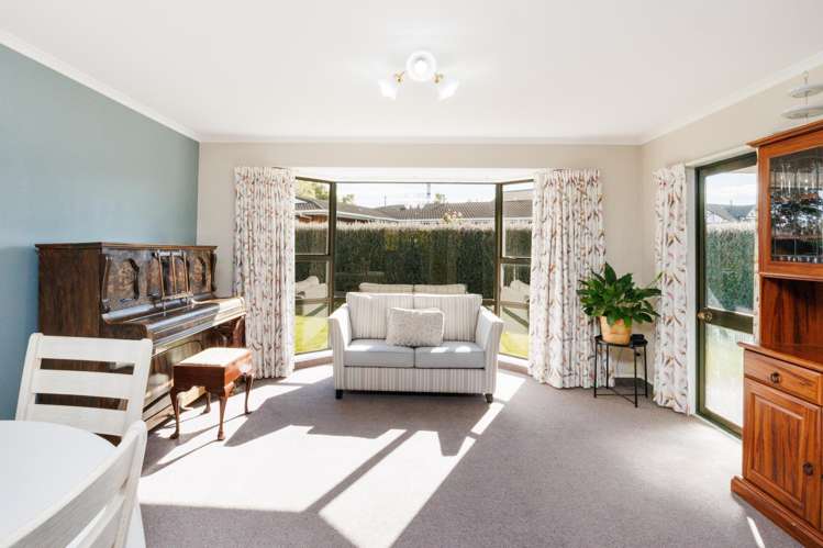 4 Tudor Grove Feilding_9