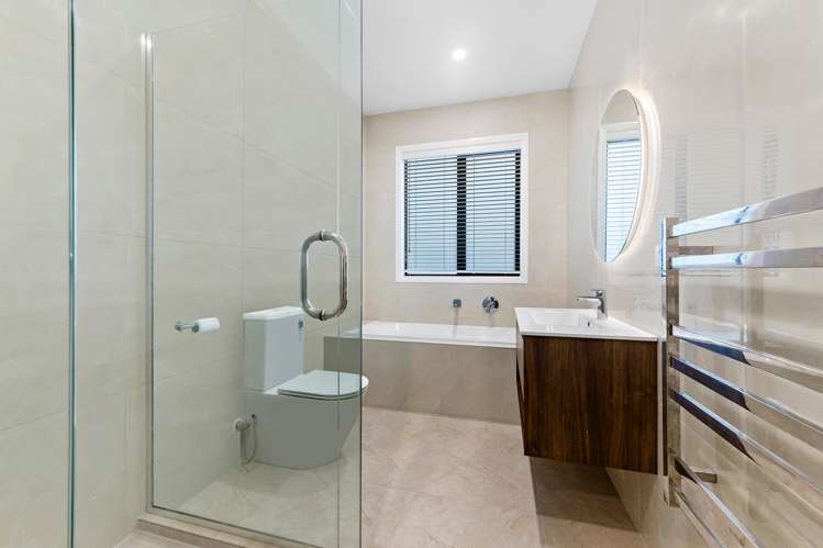 19 Pacific Heights Road Orewa_17