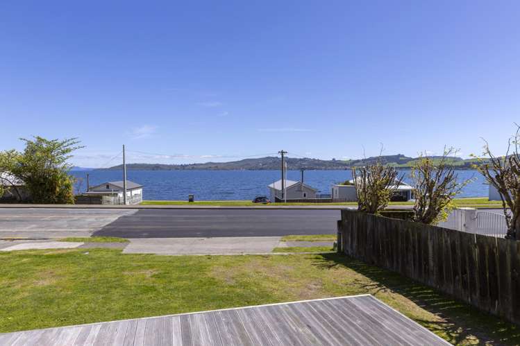 1/202 Lake Terrace_1