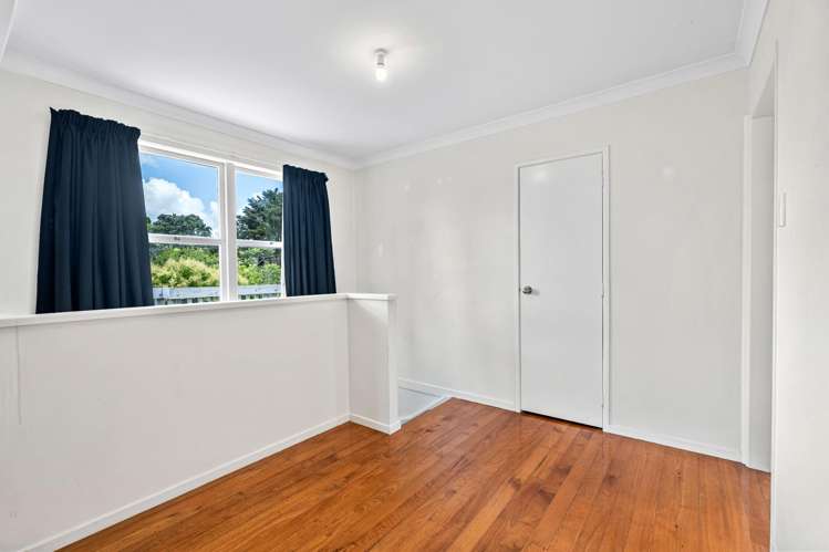 8 Memorial Drive Parahaki_15