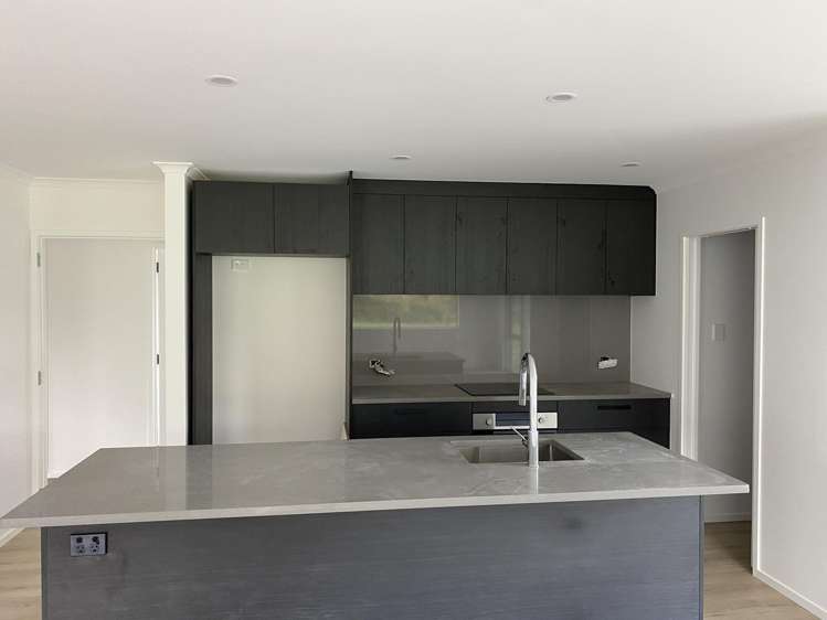 6 Frost Rise Hunua 2583_8