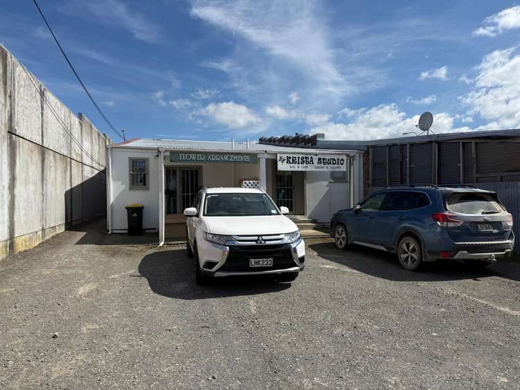 12 High Street Dannevirke_4