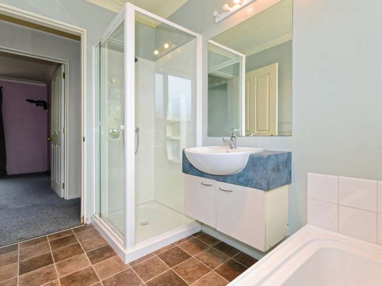 5 Railway Terrace Glentunnel_14