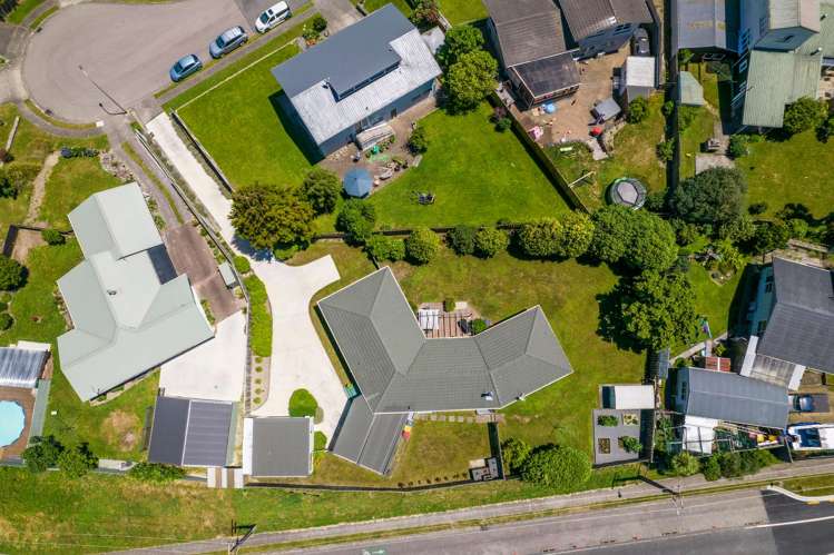 10 Walnut Place Owhata_18