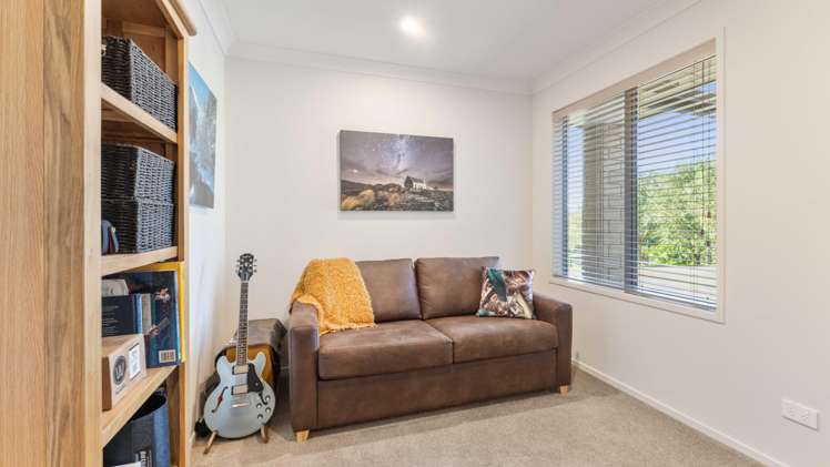 9 Church View Road Waiau Pa_16
