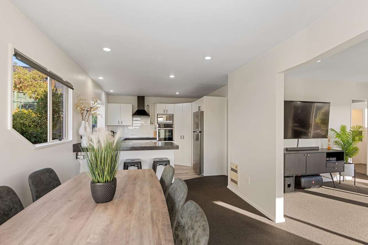 2/6 Pentonville Close_5