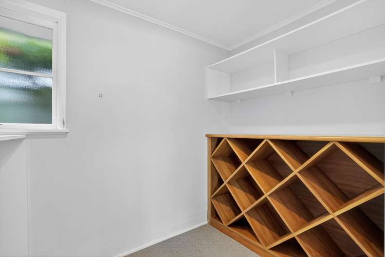 2/33 Gulf View Road Murrays Bay_18