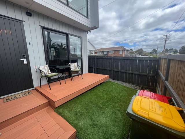 1/17 Parker Avenue New Lynn_1