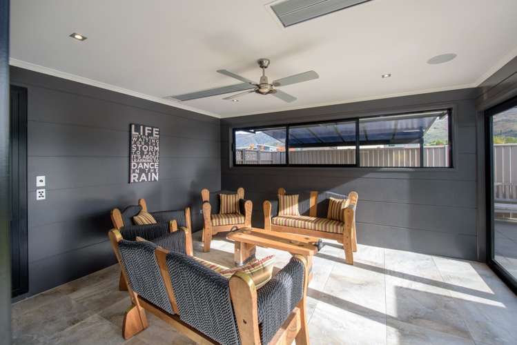 4 Riesling Way Cromwell_12