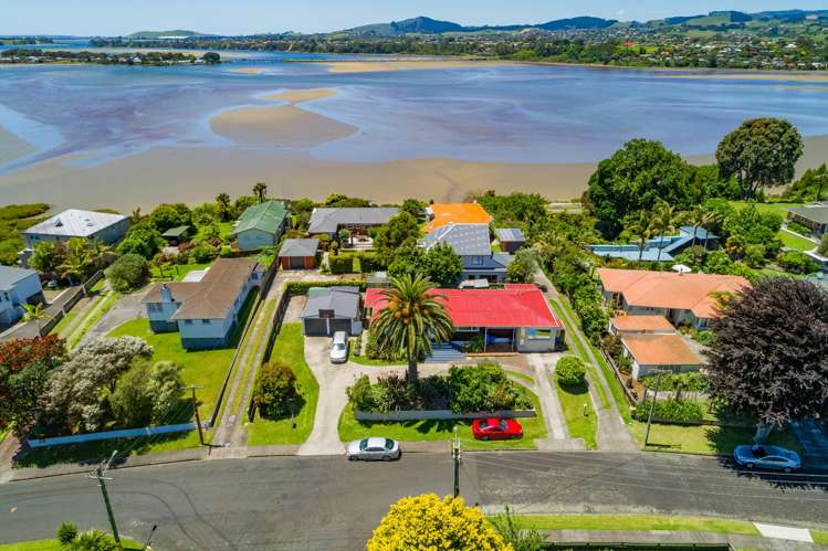 34 Lloyd Street Parkvale_19