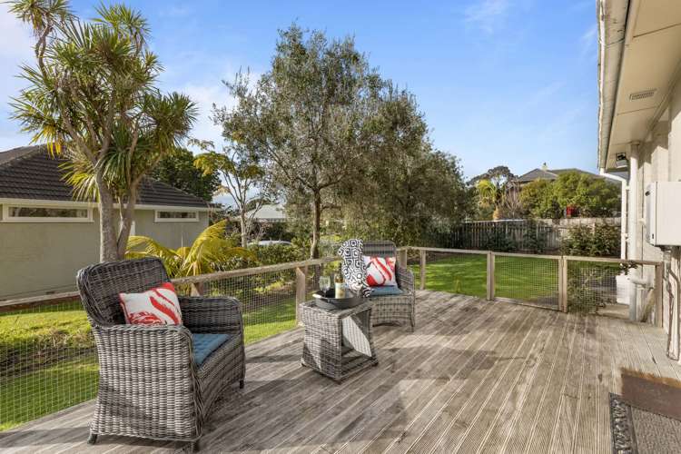 35 Philomel Crescent Bayswater_14