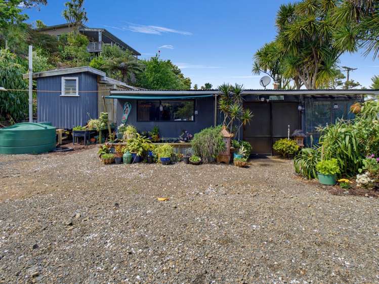 11 Moana Road Tinopai_1