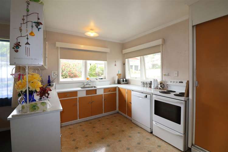 36 Churchill Avenue Richmond_3