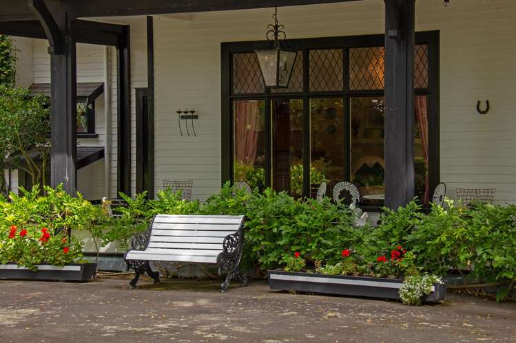 15 and 17B Keir Crescent Lansdowne_20