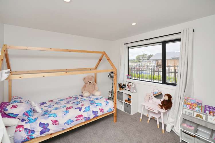 24 Florence Drive Lincoln_10