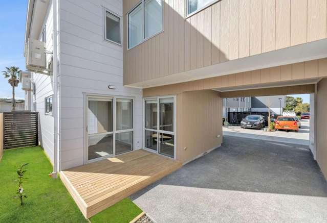 13B Sealord Place 2339_1