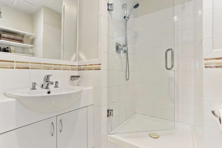 1a/8 Howe Street Freemans Bay_11