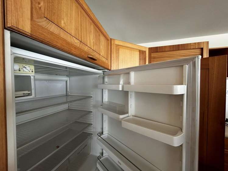 10B/2 Marine Parade 11229_22