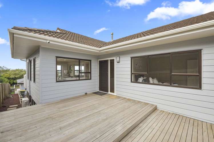 47 Amorino Drive Red Beach_26