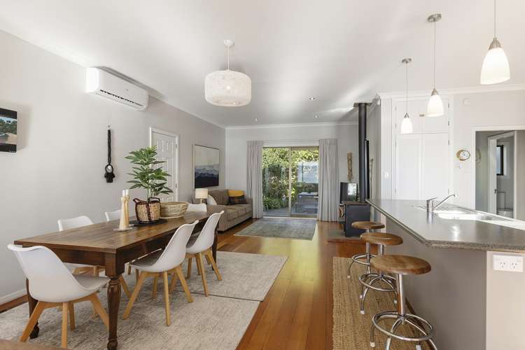 493 Karaka Bay Road Karaka Bays_7