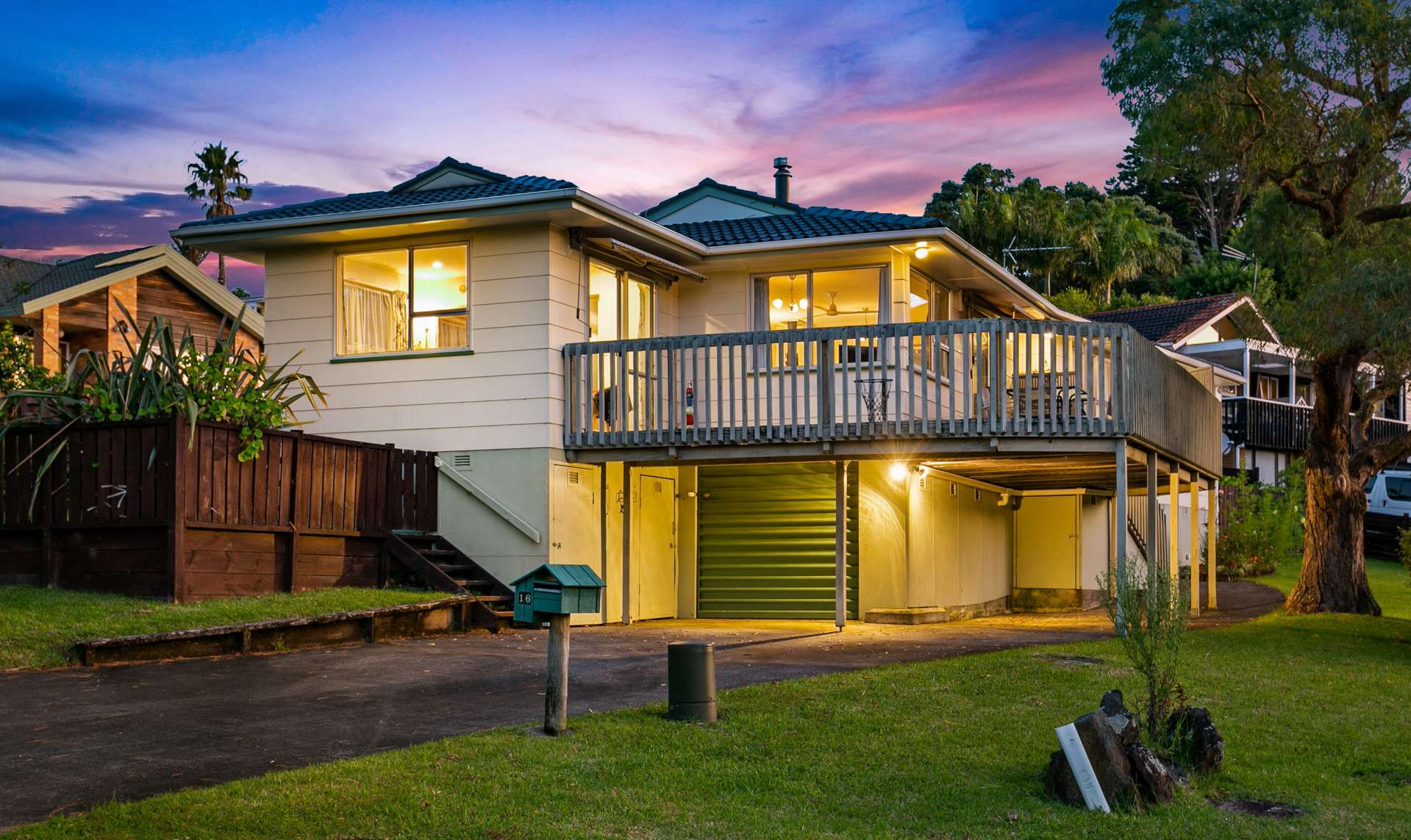 16 The Grove Titirangi_0