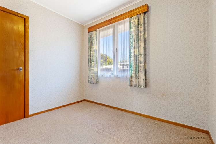 5 Cobham Crescent Kelston_12