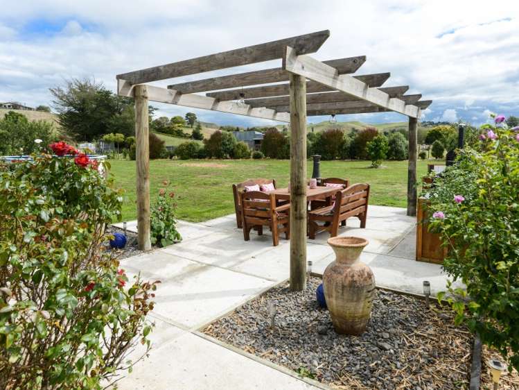 33 Kyle Road Waipukurau and Surrounds_16