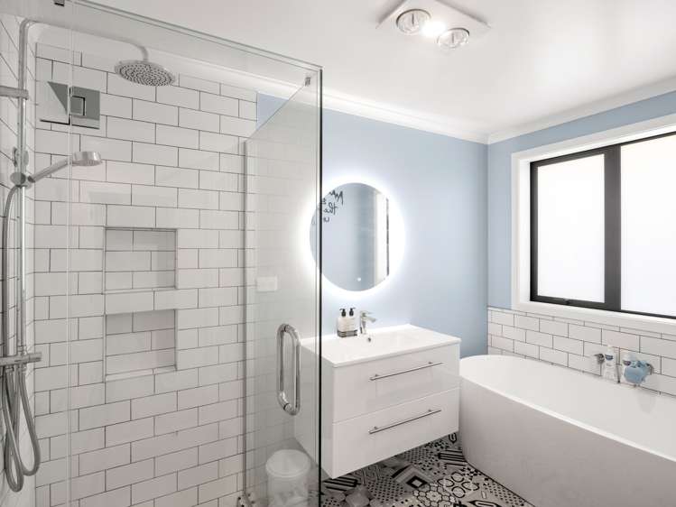 19 Inuwai Street Glenview_15