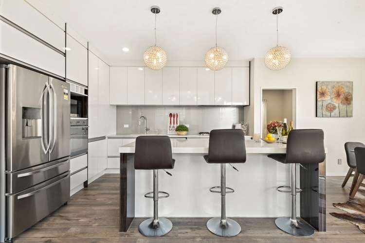 37 Castlebane Drive Flat Bush_1