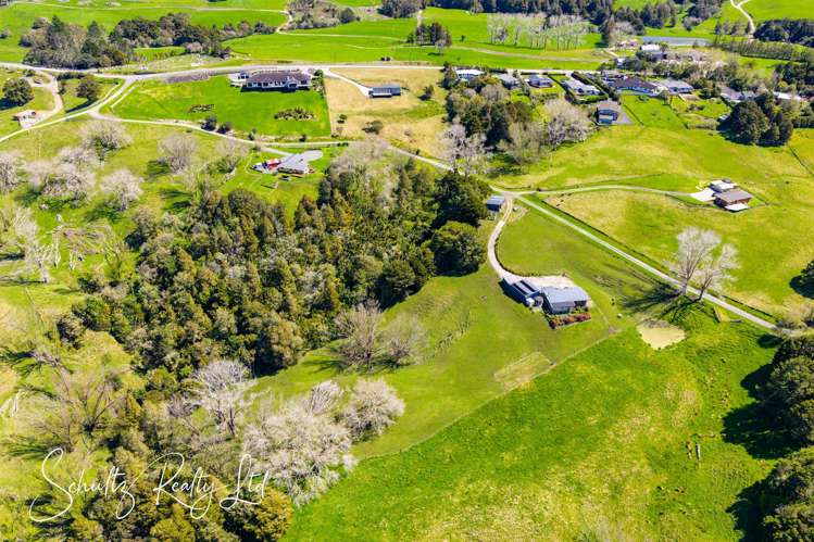 32 Nikau Lane Maungaturoto_29