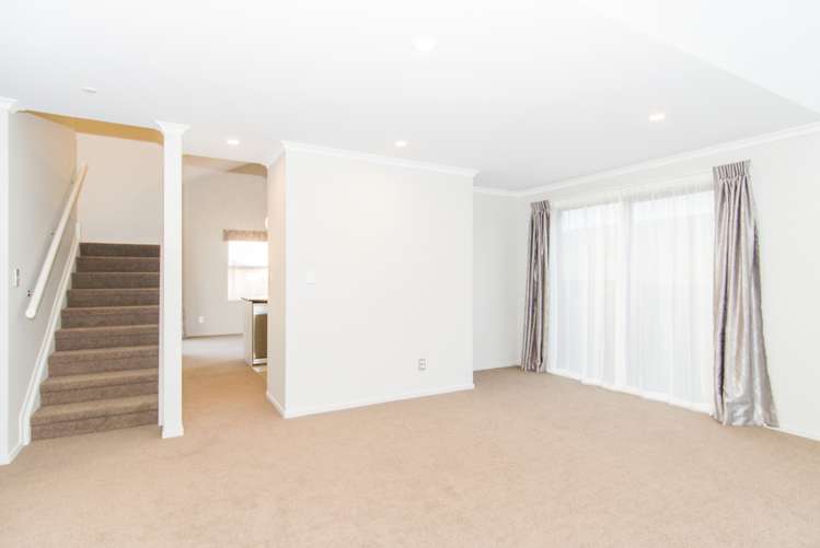 19 Hirimate Place Flat Bush_9