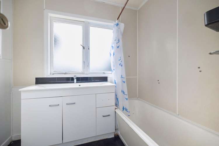 2131 Great North Road Avondale_9