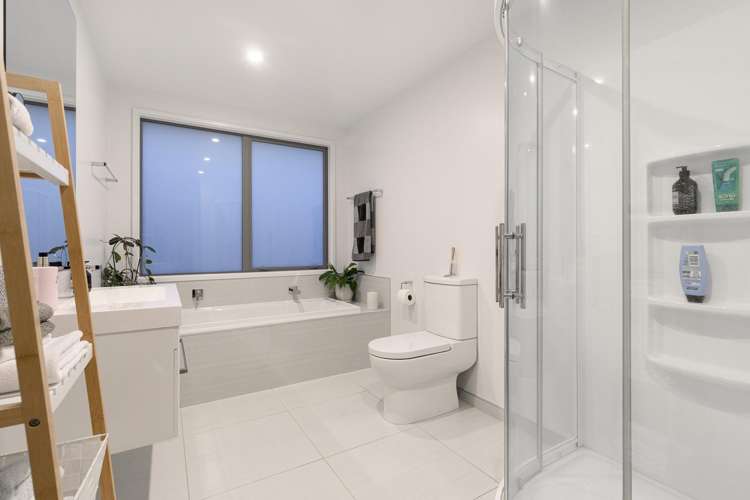 57 St Pauls Drive Brookfield_19