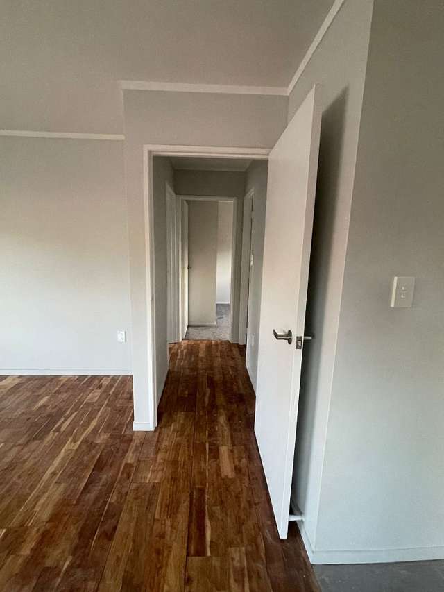 2/13 Estelle Place Farm Cove_4