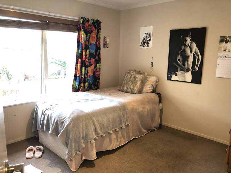 121 Pine Harbour Parade Beachlands_11