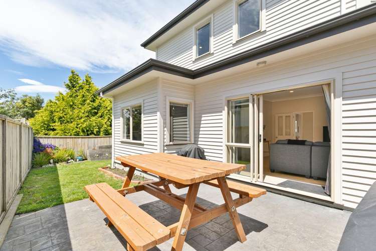 23 Chippenham Grove Churton Park_18