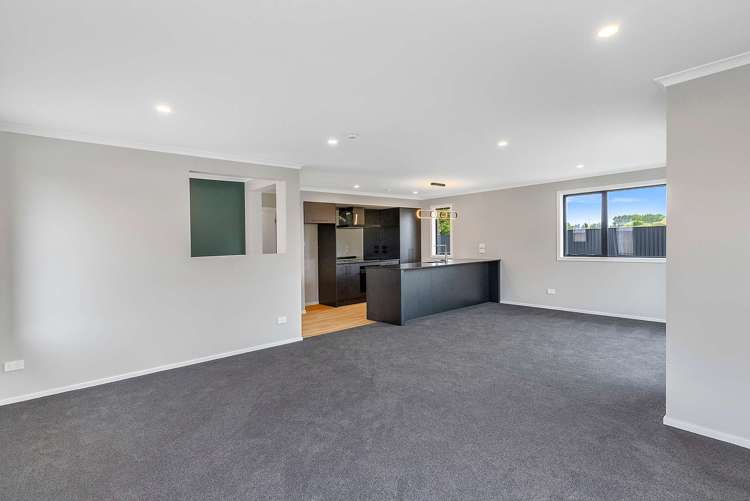 107a Racecourse Road Allenton_22