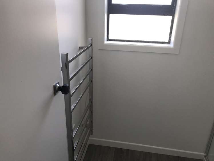 4 Olive Cr Papatoetoe_10