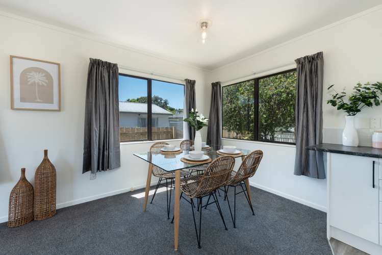 8a Solomon Street Brookfield_6