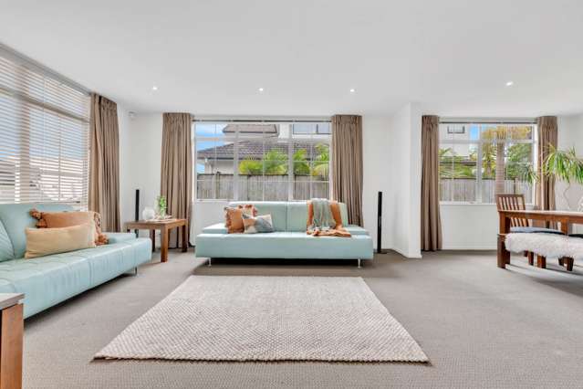 17 Pine Harbour Parade Beachlands_1