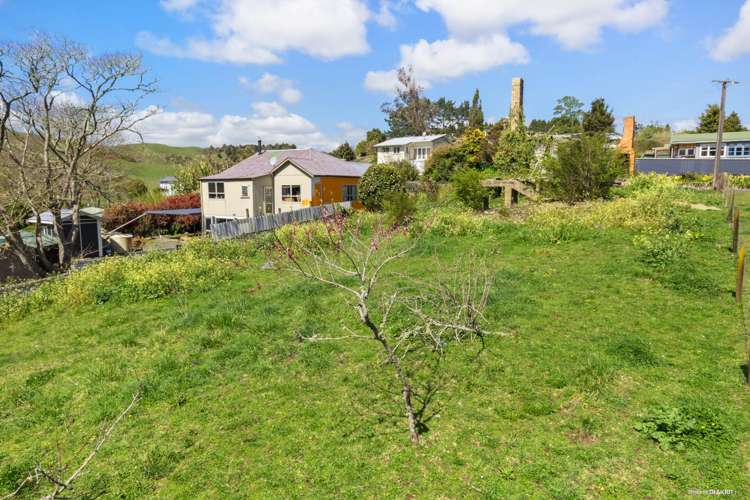 7b Robert Avenue Pukemiro_2