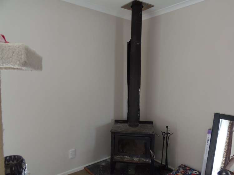 196 California Drive Totara Park_9