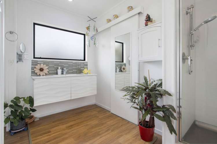 2 Islington Terrace Waihi_9