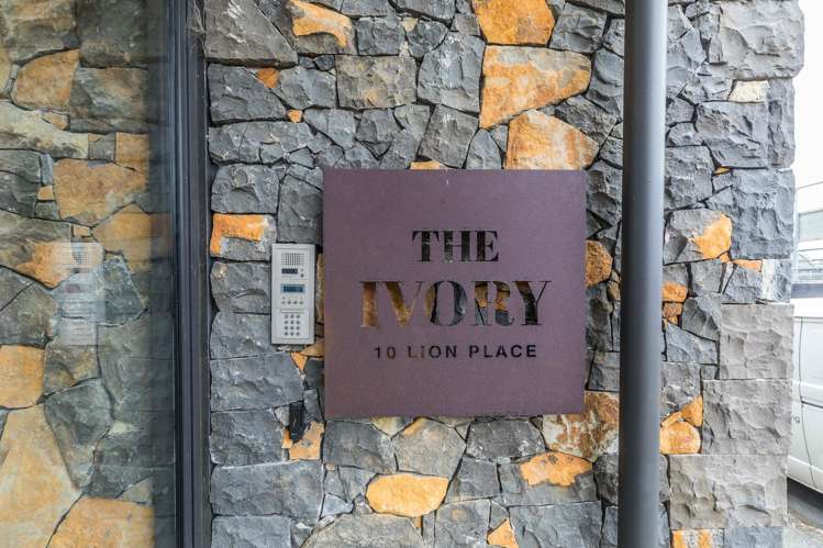 307/10 Lion Place Epsom_12