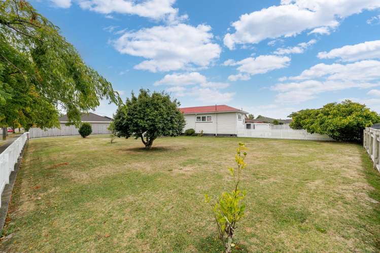 16 Monrad Street Highbury_21