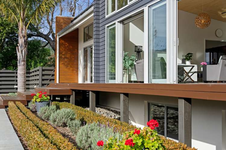 8 Ngarara Road Waikanae_30